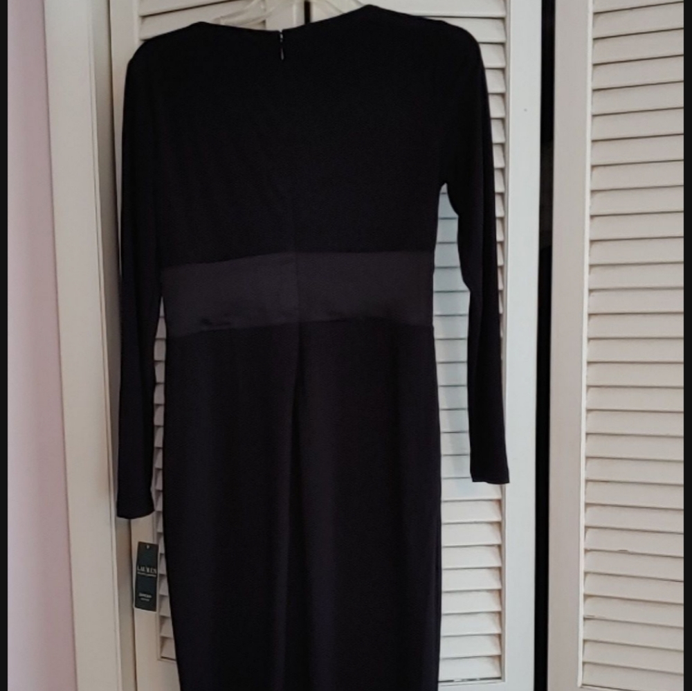 Net Ralph Lauren long sleeve satin knit jersey dress size 4P Black
